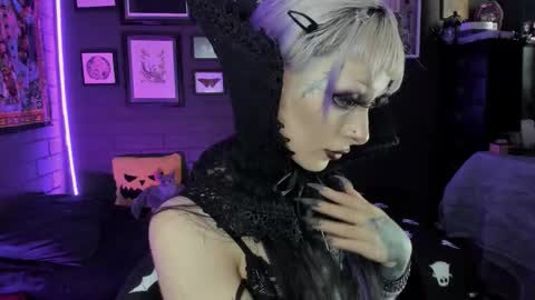   SANIA  online show from October 23, 5:52 pm