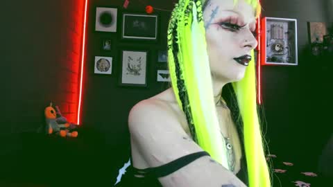   SANIA  online show from January 21, 6:23 pm