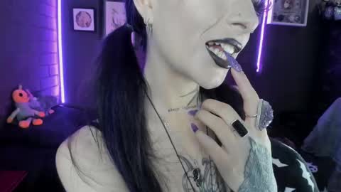   SANIA  online show from September 15, 5:20 pm