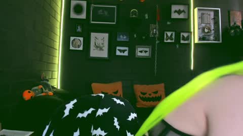   SANIA  online show from January 29, 6:07 pm