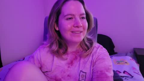 Faye online show from October 31, 6:39 am