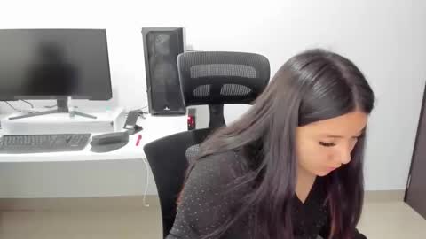 Iris 3 online show from September 27, 7:32 pm