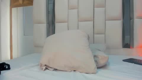 Irene online show from September 12, 2:02 pm