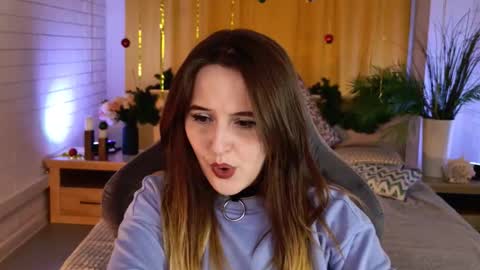 IreneBailey online show from December 22, 1:58 pm