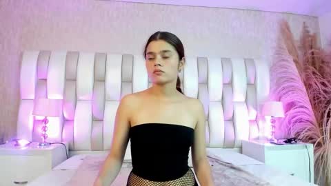 irina__collins online show from March 17, 8:35 pm