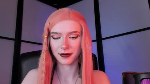 Miss Iris Fansly Miss Iris new inst.  online show from December 5, 10:01 am