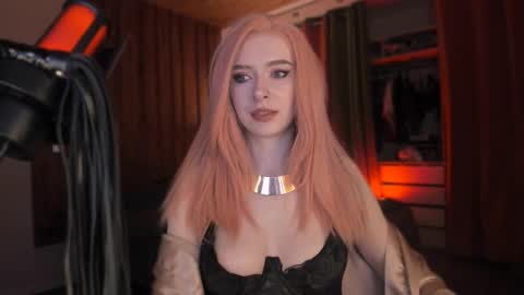 Miss Iris Fansly Miss Iris new inst.  online show from December 4, 6:30 pm