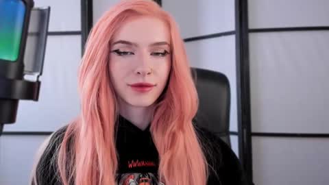 Miss Iris Fansly Miss Iris new inst.  online show from February 24, 11:08 am