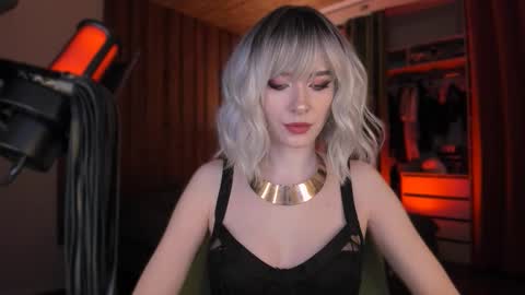 Miss Iris Fansly Miss Iris new inst.  online show from December 21, 6:45 pm