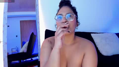 iris online show from September 10, 2:39 pm