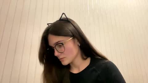 irisss31 online show from December 16, 6:16 pm