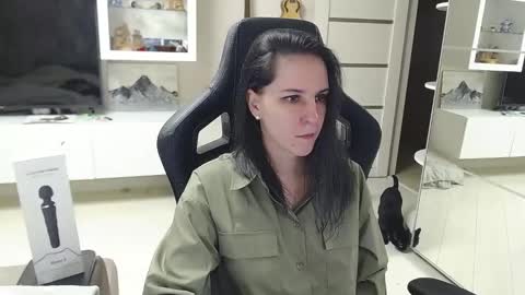 Irwi Tomboy online show from February 23, 7:34 pm