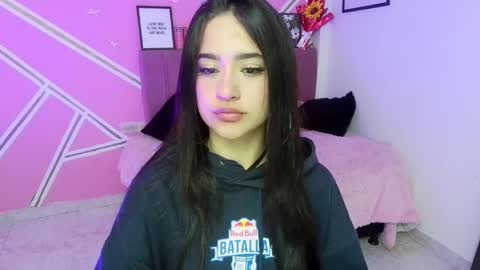 isa__rodriguez online show from May 19, 12:56 pm