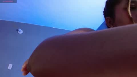 isa_salvatore online show from December 19, 7:06 pm