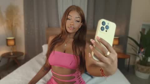 Isaa Coleman online show from October 24, 8:49 pm