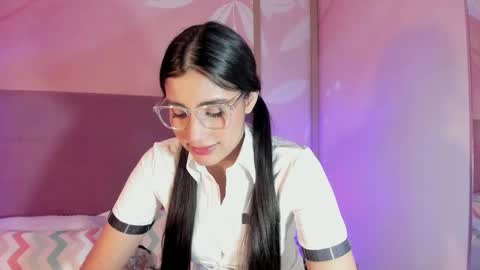 isabelastefano online show from September 18, 3:05 am