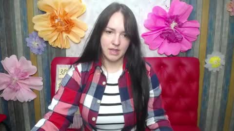 IsabelBlackberry online show from June 1, 5:20 am