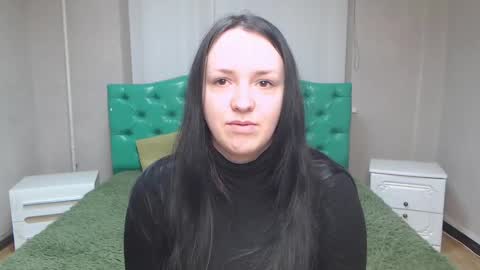 IsabelBlackberry online show from December 15, 6:07 am