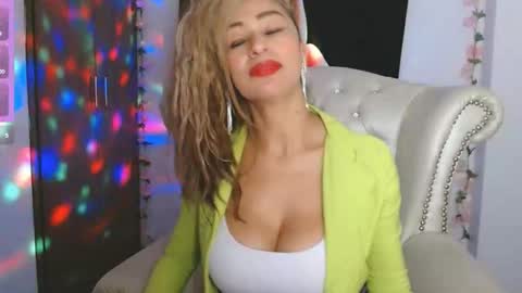 Isabel online show from March 12, 7:16 pm