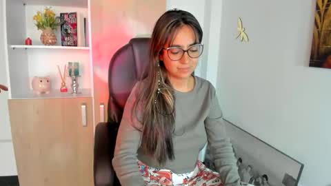 Isabella22 1 online show from March 12, 4:56 pm