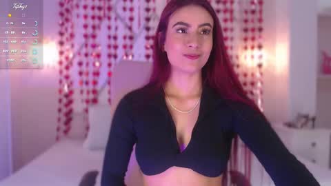 Isa  online show from February 25, 4:14 pm