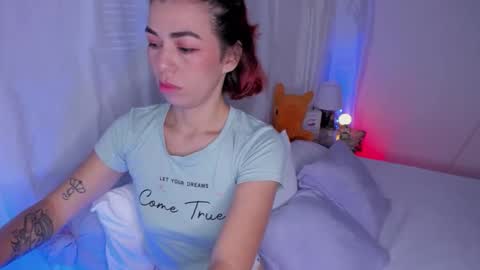 isabella online show from February 16, 4:51 pm