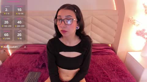 isabella_crofts online show from March 6, 3:12 am