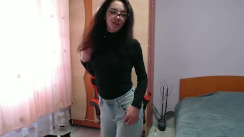 Bella online show from February 18, 10:05 am