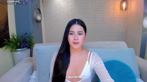 Isa Hill  online show from December 18, 7:19 pm