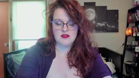 isabellamariedarcy online show from April 16, 8:08 pm