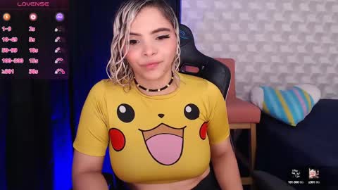 Isabella Mout  online show from January 26, 9:40 pm