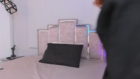 Isabellsmmith online show from January 25, 3:40 am