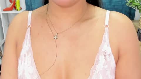 Isabel online show from May 16, 12:02 am