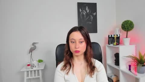 Isabella online show from March 25, 6:38 am