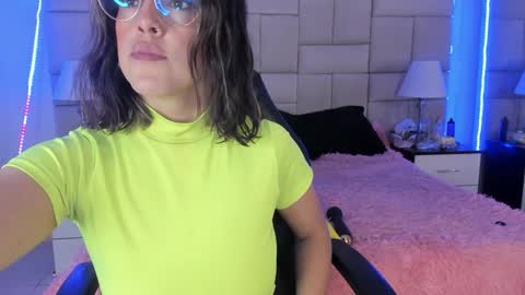 Pauli online show from December 23, 8:57 pm