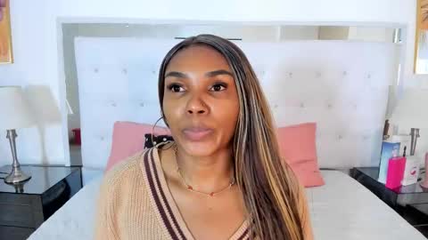 Vanessa online show from March 5, 11:39 am