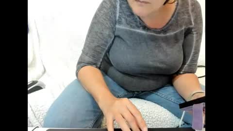 Marta online show from December 9, 6:35 pm