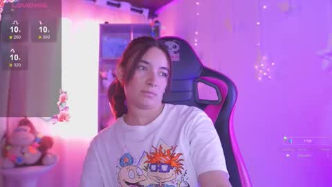 ISSA  online show from September 10, 9:48 pm