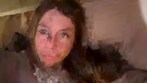 itsbaddyliv online show from December 8, 1:56 am