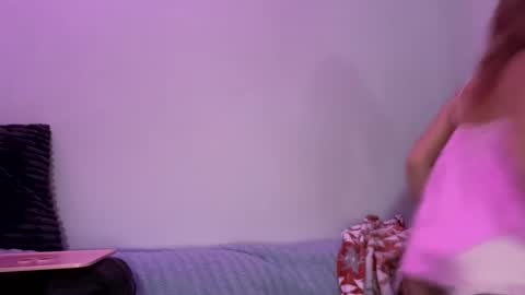 Danielle Rose online show from May 17, 2:11 am