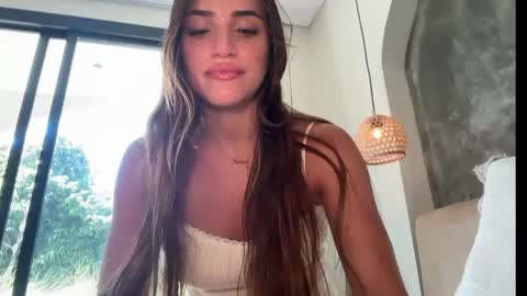 katarina  online show from April 14, 6:24 am