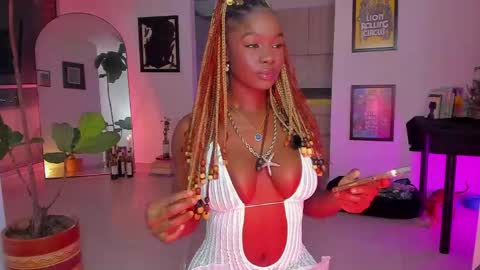 lau online show from March 6, 1:44 am