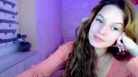 itslunaday online show from October 3, 7:52 pm