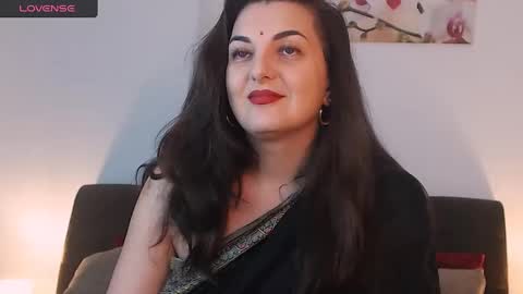 Melissa Khaan online show from December 7, 12:35 pm