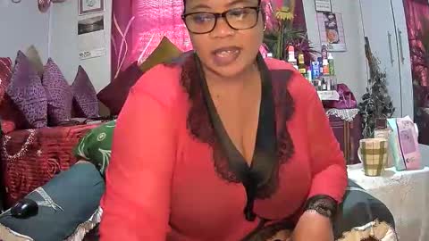 itumeleng74 online show from December 17, 6:50 am