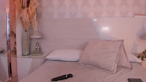 Ivannaanggel online show from March 18, 1:16 pm