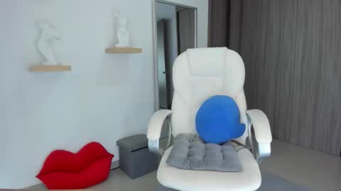 Ivanna online show from November 4, 3:06 pm