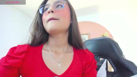 I V E T T E online show from March 24, 7:19 pm