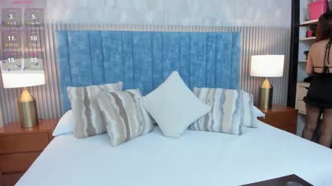 Valeria Sanders online show from October 20, 6:33 pm