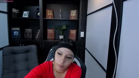 ivonneprince online show from October 2, 12:32 pm